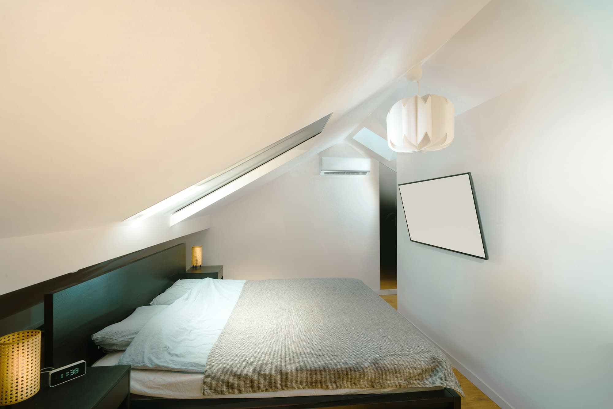 Ausgebautes Dachgeschoss mit Dachflächenfenster, als Wohnraum genutzt
